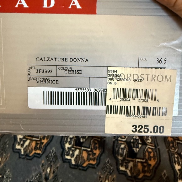 Vintage Prada Red Patent Leather Kitten Heels Italian 36.5 (size 6.5 US) - Picture 5 of 6